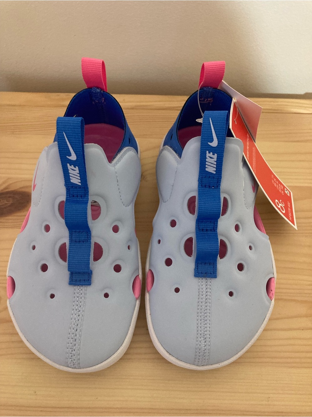Nike Kids Water Shoes in Light Gray, Pink & Blue